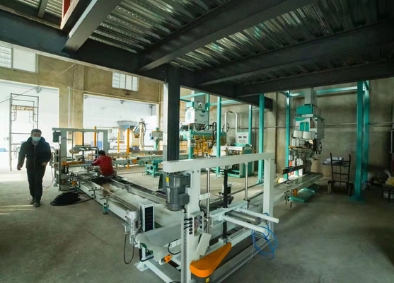 Napełnianie i zamykanie W pełni automatyczna maszyna do pakowania mąki CCPIT 9KW 0,7 MPa